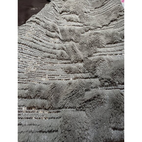 Boston Proper Vest Size 16 Taupe Faux Fur Sparkle Sequins Hook Closure NWOT - Picture 2 of 7